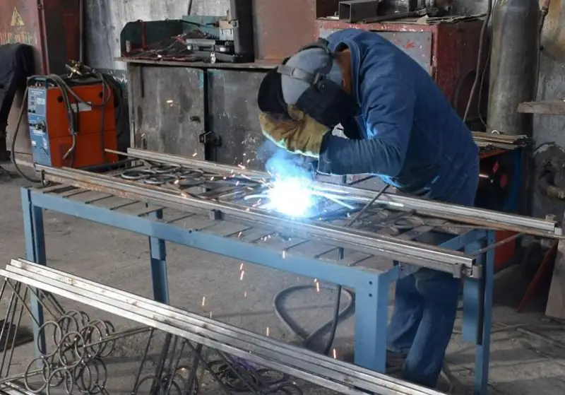 Производство детских игровых площадок наладили в акмолинской колонии