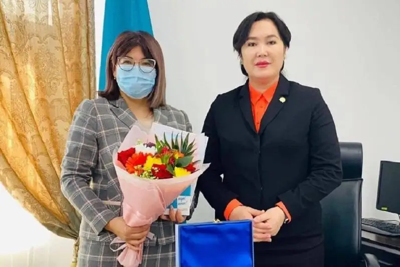 МОН вручил памятные подарки победителям акции