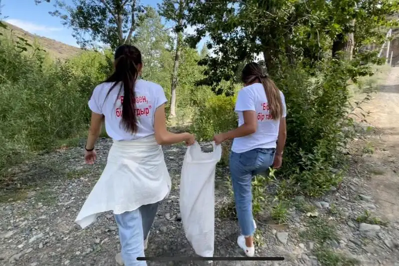 Ertis jaǵalaýyn tazartý boıynsha halyqaralyq ekologııalyq aktsııa bastaldy - ShQO