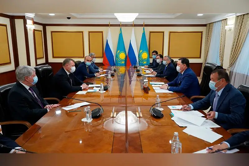 Аскар Мамин принял делегацию Астраханской области РФ