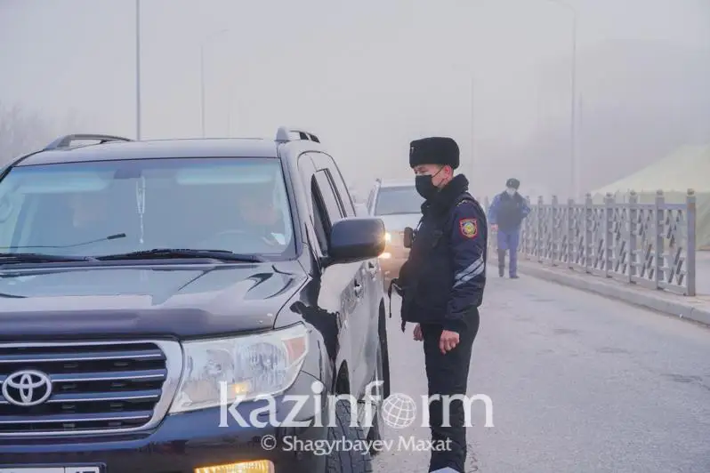40 водителей за сутки наказаны за тонировку авто в Шымкенте