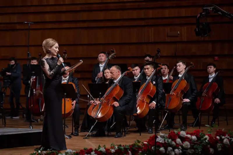 Праздничный концерт в офлайн режиме представили жителям Нур-Султана