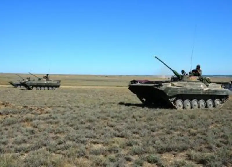 1 200 казахстанских военнослужащих отразили &laquo;нападение&raquo; условной незаконной группировки