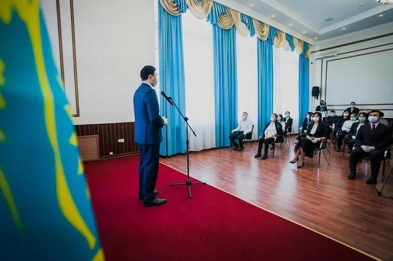 Astanada apatty úılerden jyl saıyn 300-den astam otbasy kóshiriletin bolady