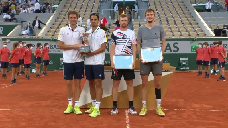 Казахстанские теннисисты проиграли исторический финал «Ролан Гаррос»