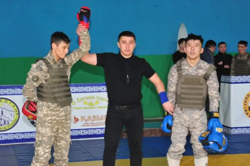 Чемпионат по армейскому рукопашному бою прошел в Семее