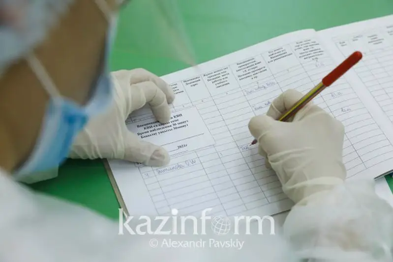 Maman: Vaktsınalaýdaǵy basty qorqynysh – adamdardyń ekpege qatysty medıtsınalyq taqyrypty jete túsinbeýi