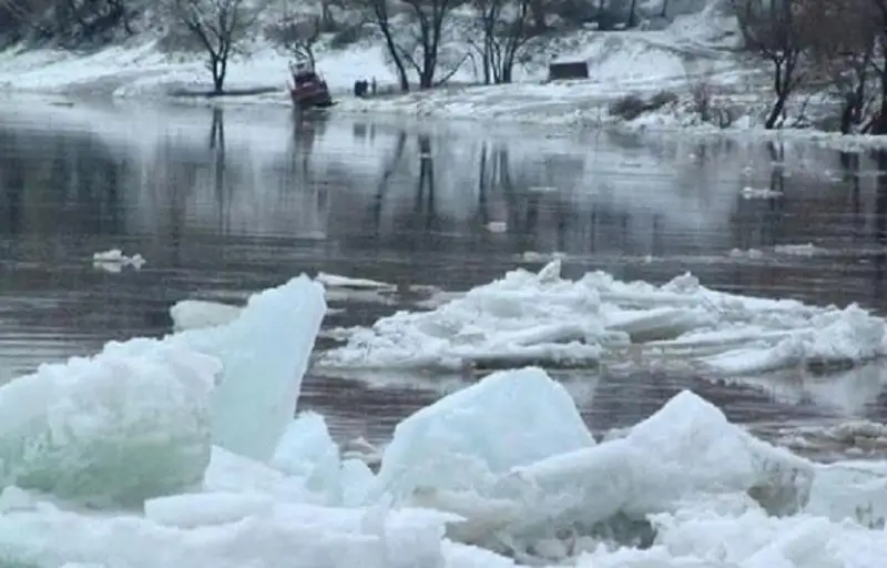 Наиболее опасные зимой водоемы назвали в Алматы