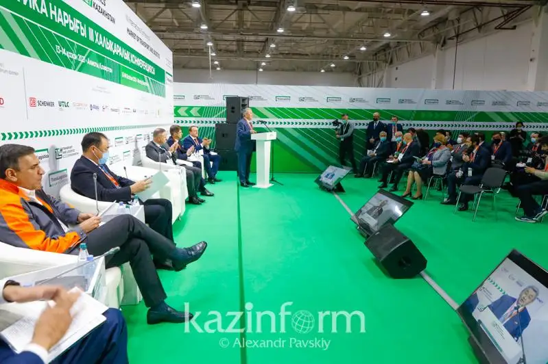 Перспективы развития транспортно-коммуникационного комплекса Евразийского континента обсуждают в Алматы