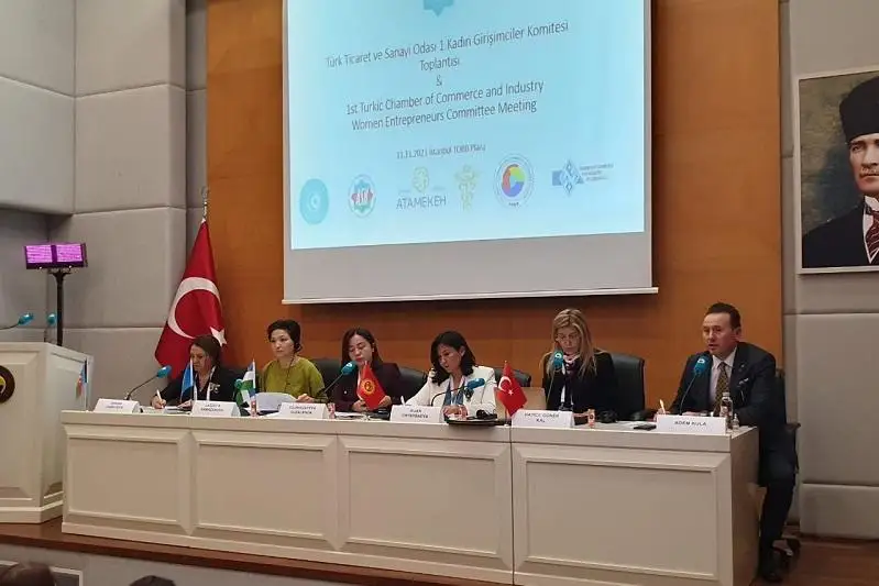 Qazaqstandyq kásipker áıelder Túrkııada ótken bıznes forýmǵa qatysty