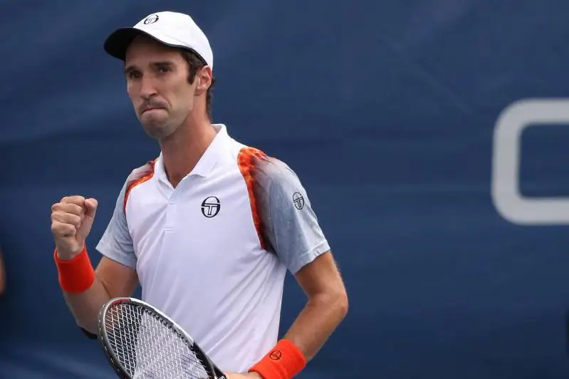 Казахстан с победы стартовал в матче Кубка Дэвиса против Канады