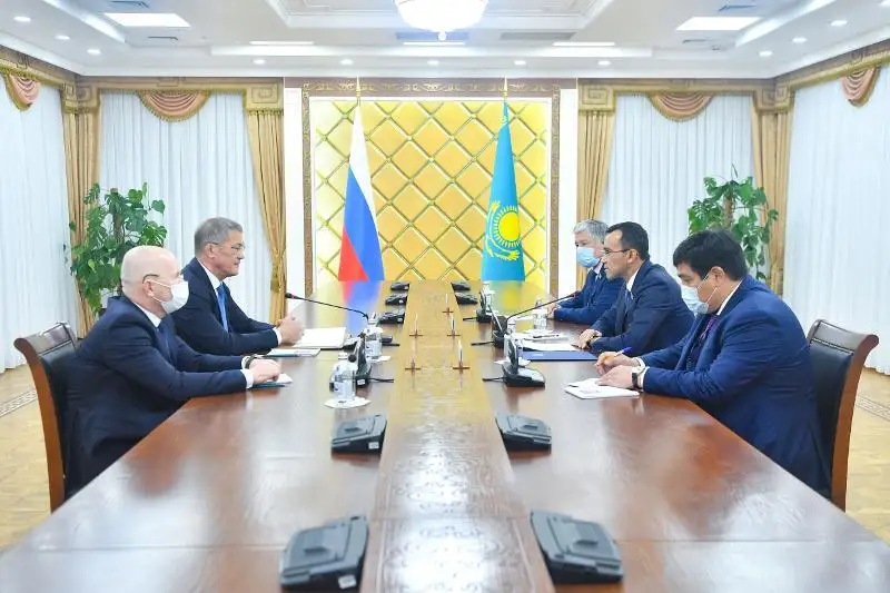 Маулен Ашимбаев встретился с Главой Башкортостана Радием Хабировым