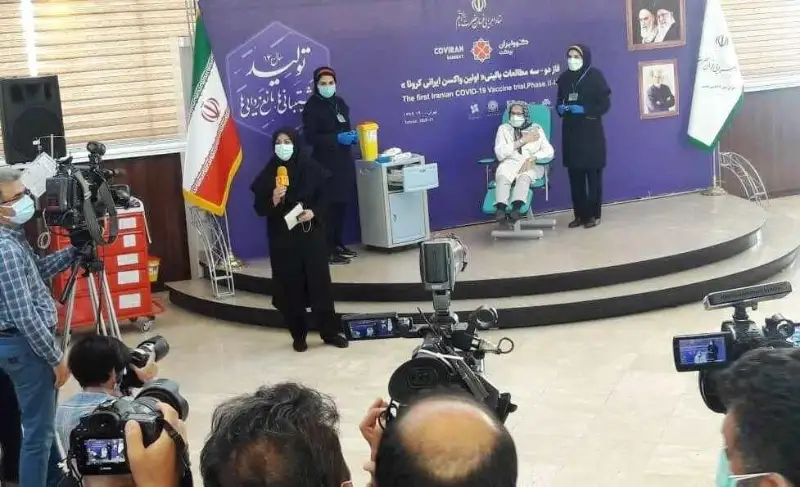 Iranda «Kov Iran Barakat» vaktsınasy klınıkalyq synaǵynyń 3-satysy bastaldy