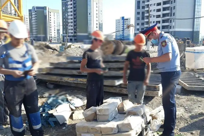 69 иностранцев выдворены из страны в Туркестанской области