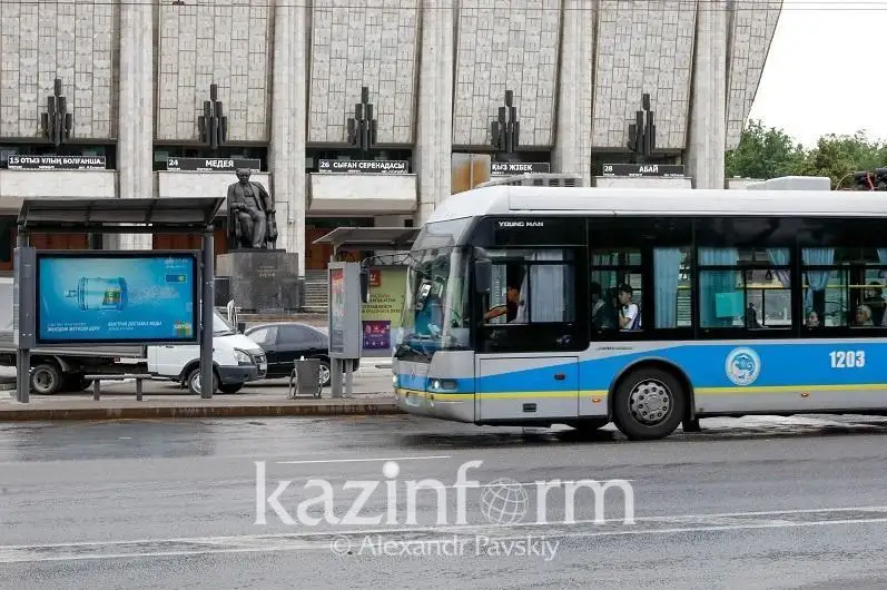 28 автобусов повреждены во время беспорядков в Алматы