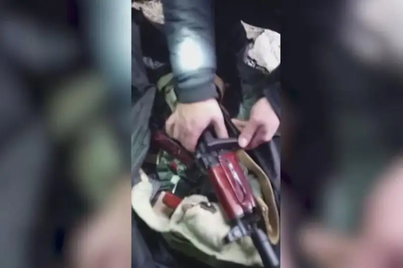 Автоматы Калашникова и гранаты обнаружили у жителя Жамбылской области