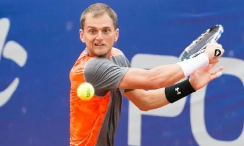 Александр Недовесов вышел в четвертьфинал парного турнира в Словакии