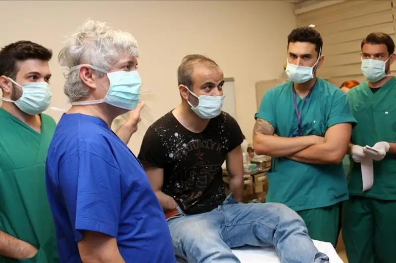 Очередную операцию по трансплантации обеих кистей рук провели в Турции