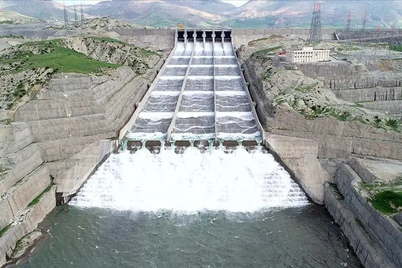 В Турции открыли крупнейшую ГЭС в регионе