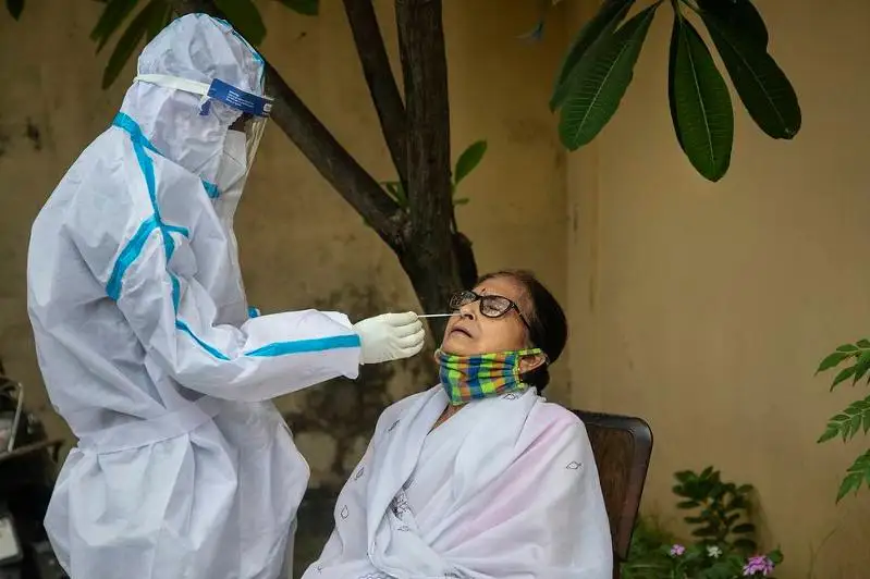 В Индии зафиксировано 20 случаев заражения новым вариантом местного штамма коронавируса