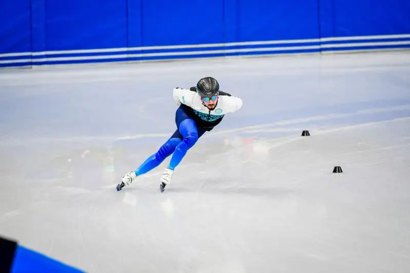 Казахстанские шорт-трекисты провели первую тренировку в Пекине