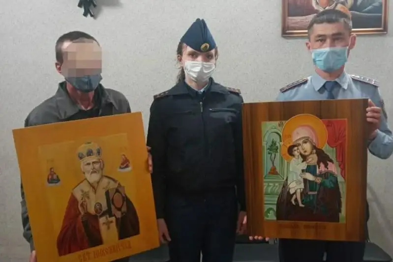 Отсидевший 30 лет осужденный подарил написанные им иконы акмолинскому храму