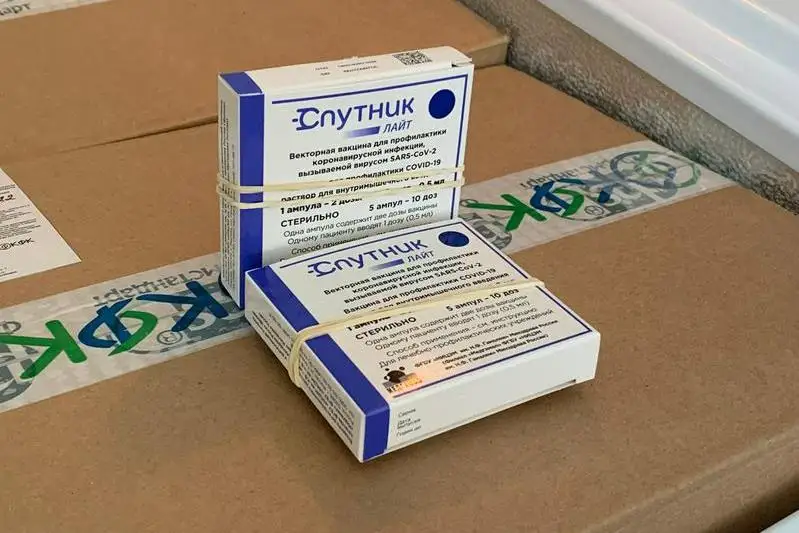 Фейк: Вакцина «Спутник Лайт» – это запрещенная в Европе AstraZeneca