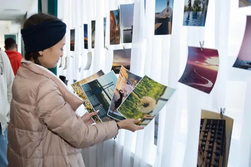 Выставка фотографий посвящена Дню города Атырау