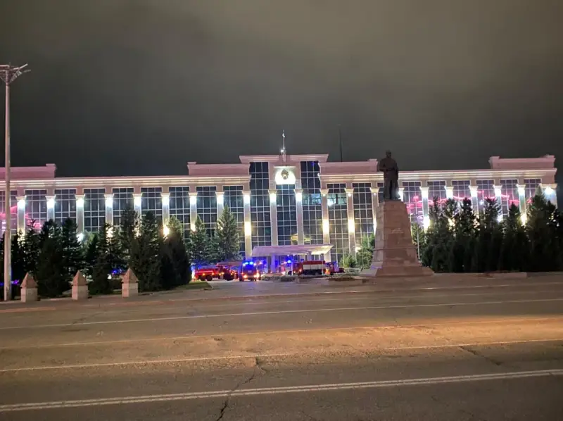 ШҚО әкімдігінің ғимараты өртенді