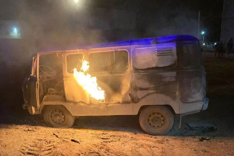 Случаи возгорания автомобилей участились в Караганде