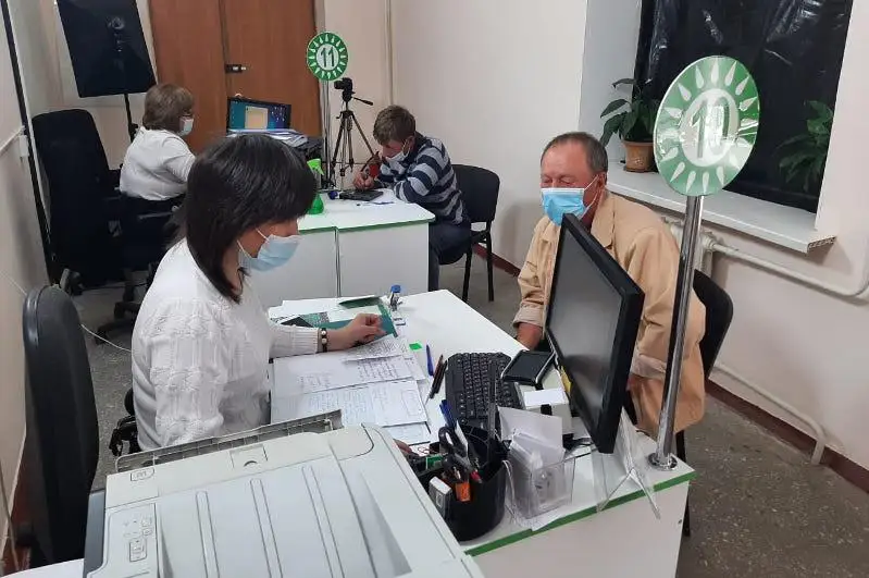 Мобильные ЦОНы помогают пострадавшим от пожара в Риддере