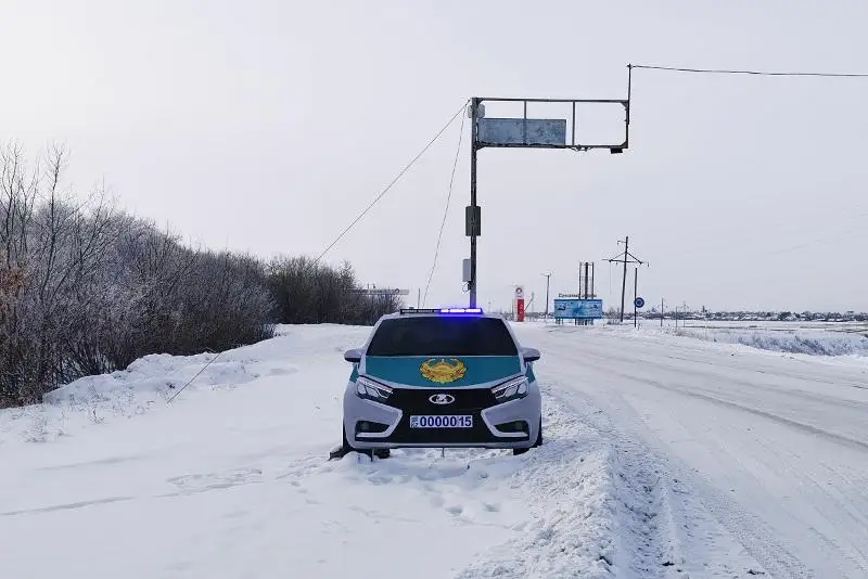 Об опасных участках на дорогах предупредили водителей СКО