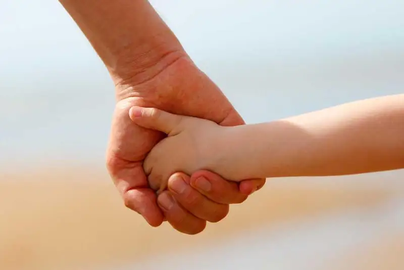 Пропавшего мужчину с ребенком нашли в Павлодаре