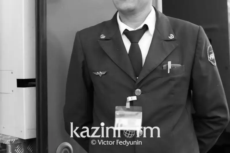 На старом вокзале в Нур-Султане от удара током погиб проводник поезда