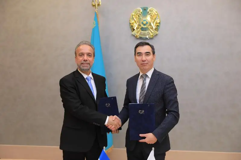 Elbasy kitaphanasy men TúrkPA memorandýmǵa qol qoıdy