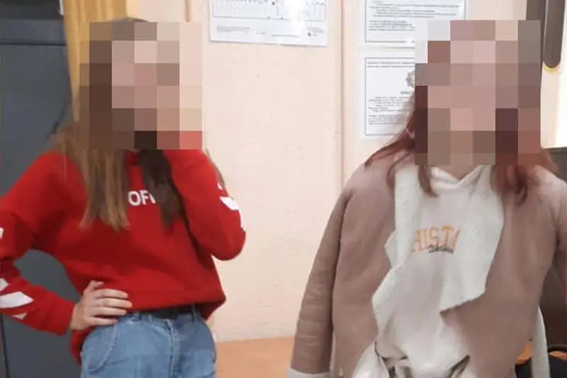 Двух сестер-подростков разыскали полицейские Петропавловска