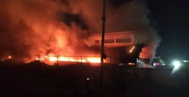 Крупный пожар в ковидном госпитале в Ираке унес полсотни жизней