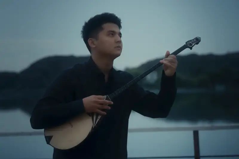 Молодые казахстанские домбристы завоевали первое место на Golden Time Talent