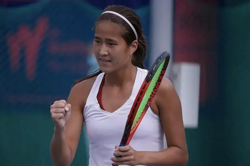 Теннисистка Жибек Куламбаева стала абсолютной чемпионкой страны