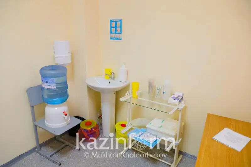 Школьный медпункт: какие услуги могут получить дети в СКО