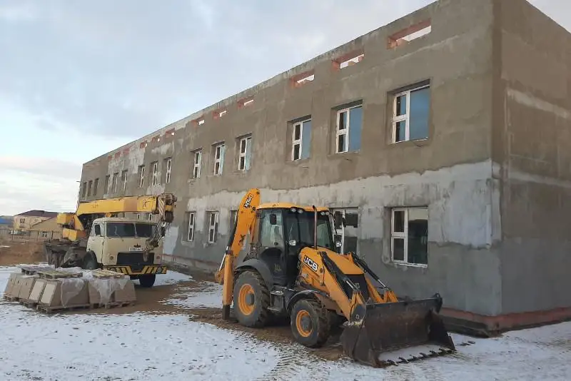 Строительство дополнительных помещений в действующих школах исключит трехсменку в Бейнеуском районе Мангистауской области