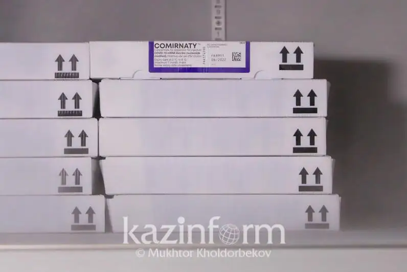 Вакцину «Pfizer» привезли в Нур-Султан