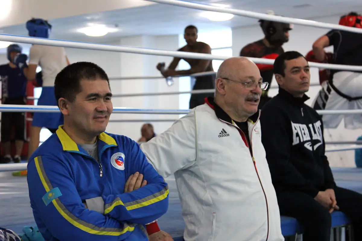 Қазақ боксшылары Германия және АҚШ құрамасымен бірге жаттығуда