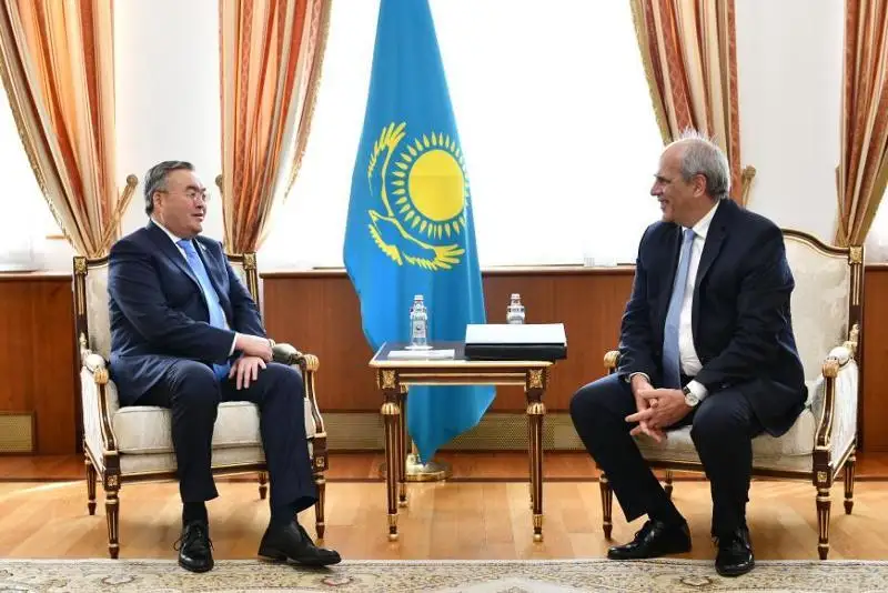 QR SІM-de Qazaqstan men Eýroodaq arasyndaǵy yntymaqtastyq máselesi talqylandy
