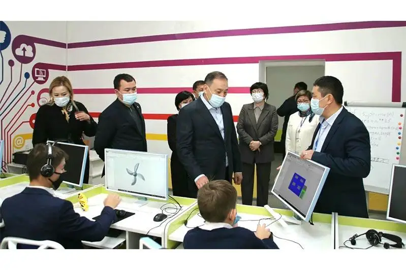 Ералы Тугжанов ознакомился с проектами «Ауыл – ел бесігі» в Карагандинской области