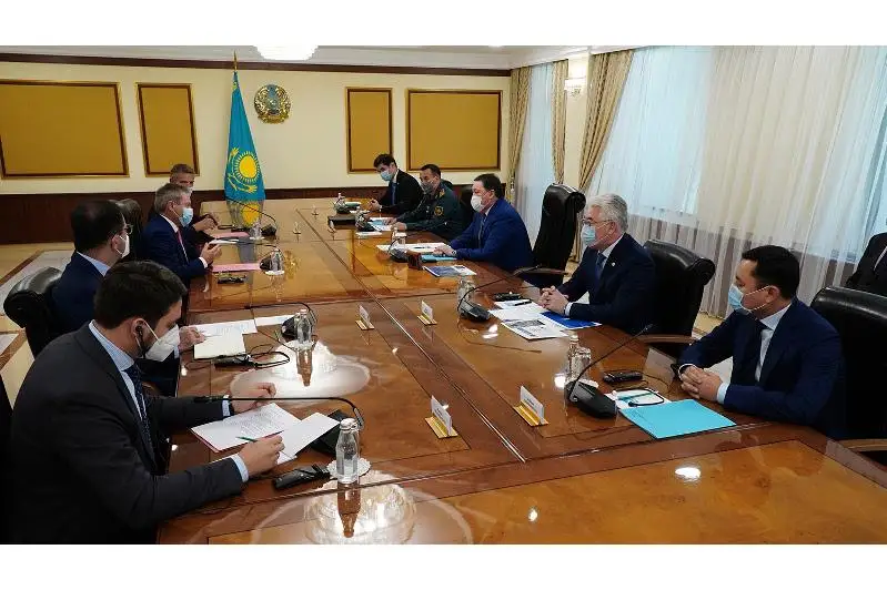 Аскар Мамин обсудил с руководством Airbus реализацию совместных проектов в Казахстане