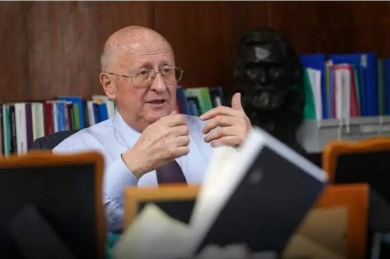 Какое количество антител дает полную защиту от штамма «дельта»