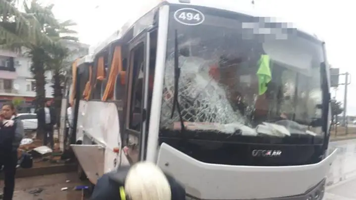 Девять туристов пострадали в ДТП в Анталье