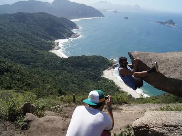 Желіде экстремалды фотоларымен мақтанған блогерлердің қулықтары ашылды - Фото