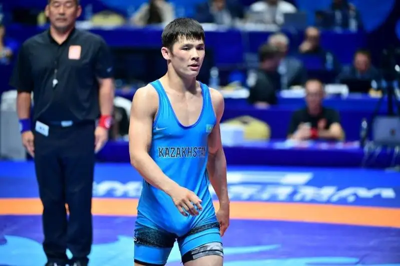 Мейржан Шермаханбет вышел в полуфинал крупного турнира по греко-римской борьбе
